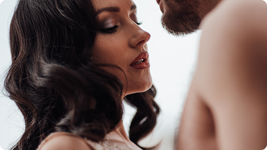 Winter Warmth: Intimate Ideas to Heat Up the Cold Season